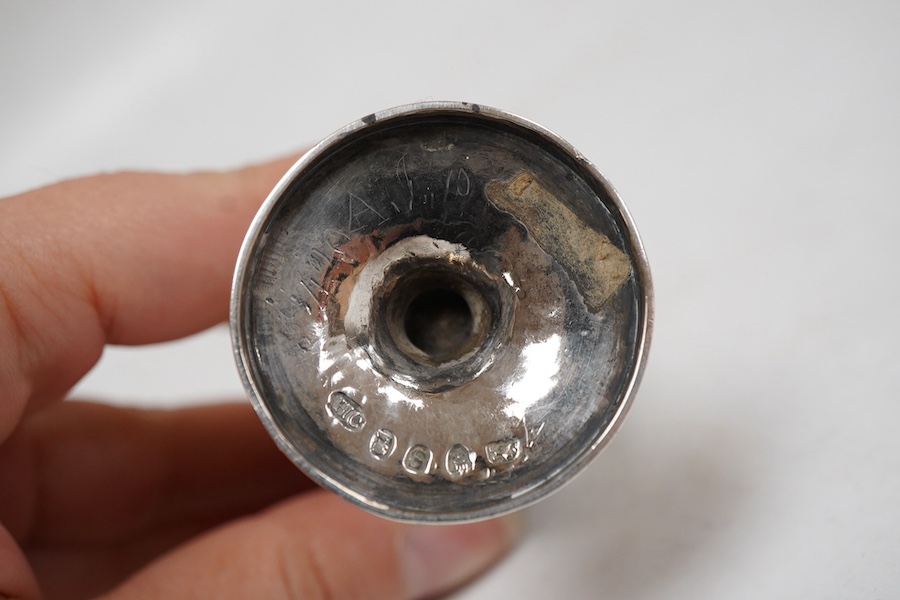 A George III silver pedestal pounce pot, by Henry Chawner, London, 1793, 74mm, 39 grams.